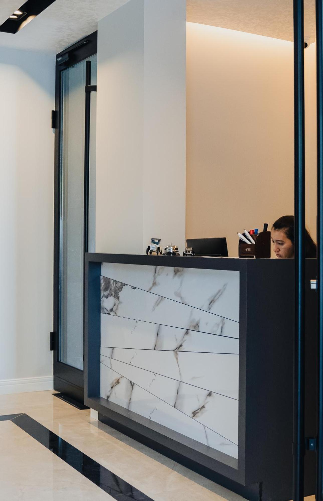 Oxygen Boutique Hotel Tiranë Ngoại thất bức ảnh