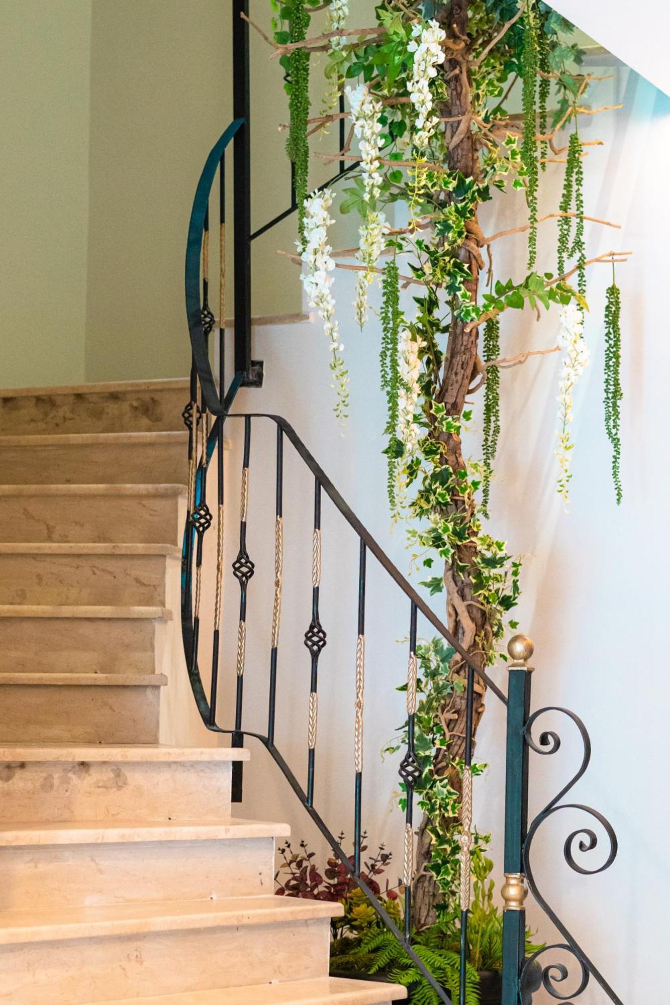 Oxygen Boutique Hotel Tiranë Ngoại thất bức ảnh